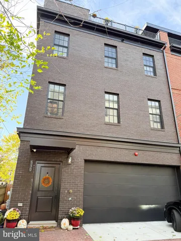 $1,050,000 | 530 Mia Street, Fredericksburg, VA 22401