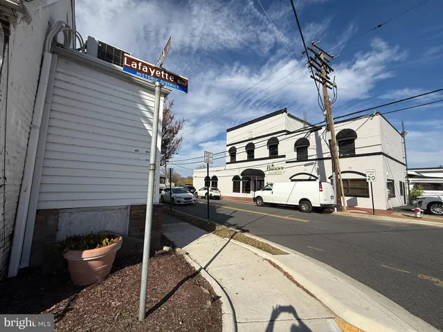 $1,050,000 | 530 Mia Street, Fredericksburg, VA 22401