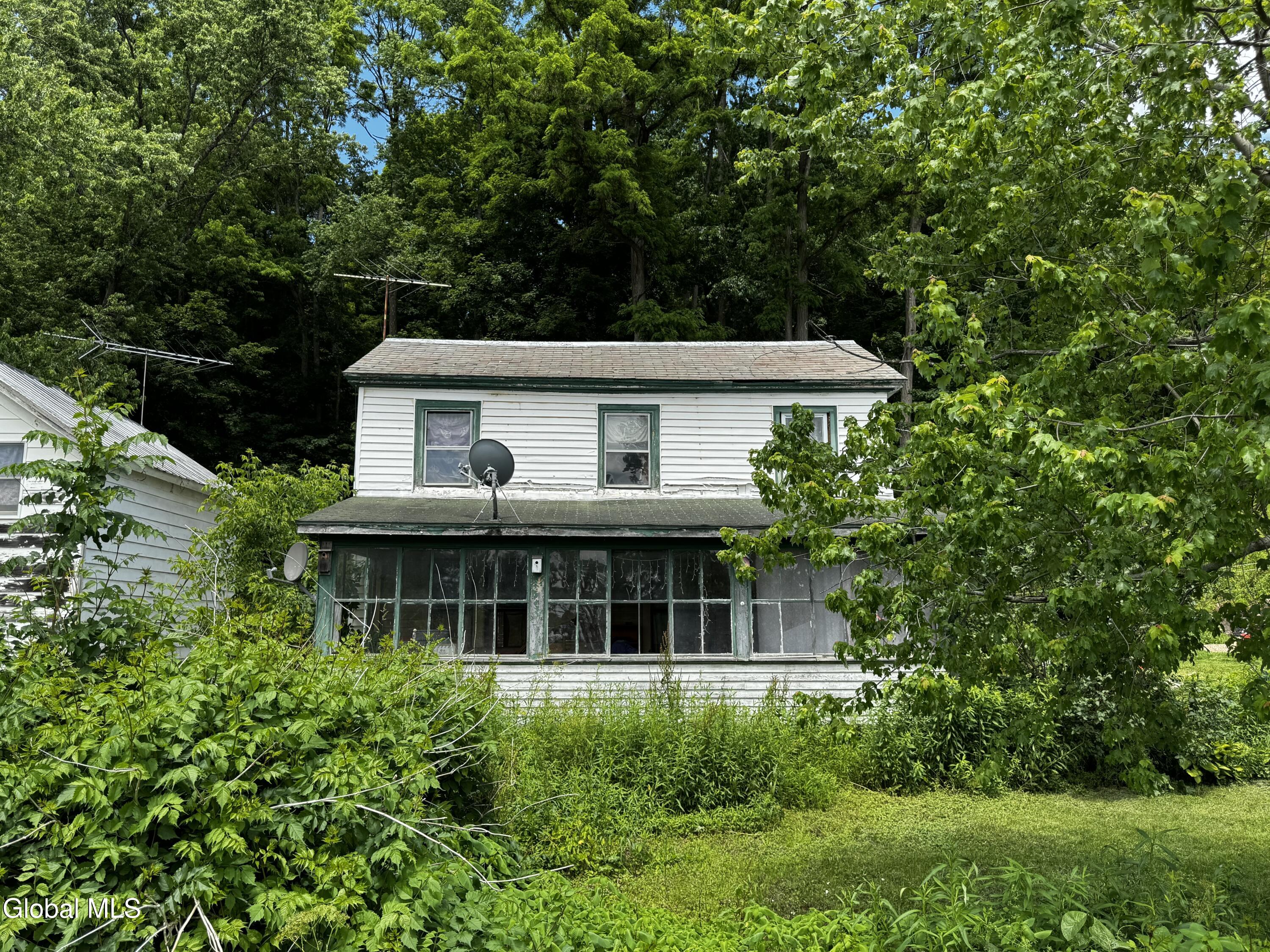 21 River Road Buskirk, NY 12028 - Photo 4 of 33 IMG_5588 (1)