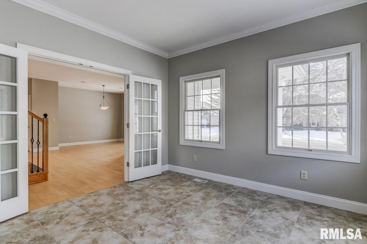 4543 Shalegh Drive Springfield, IL 62711 - Photo 5 of 44