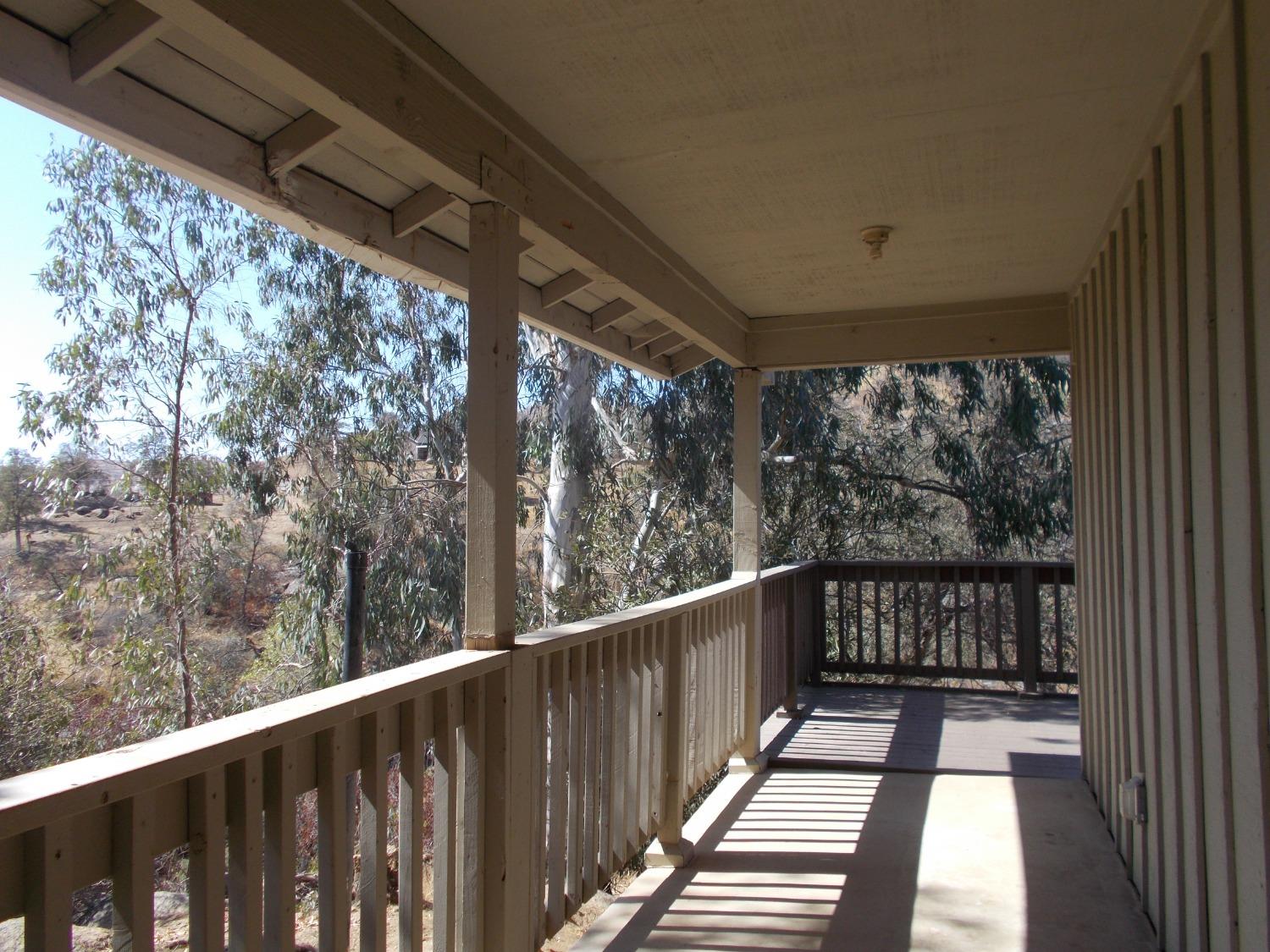 35739 Mistletoe Road Squaw Valley, CA 93675 - Photo 18 of 24 Gallery Image 18