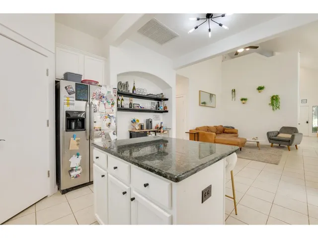 $2,600 | 2001 Faro Drive, Unit 53, Austin, TX 78741