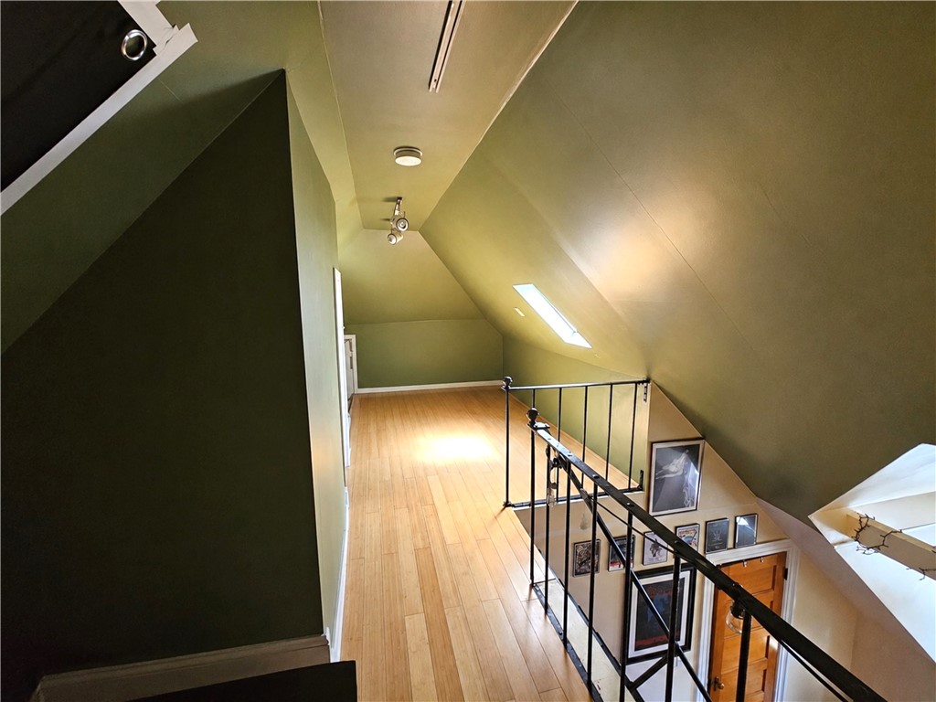 29 Laura Street, Unit 3 Providence, RI 02907 - Photo 4 of 20