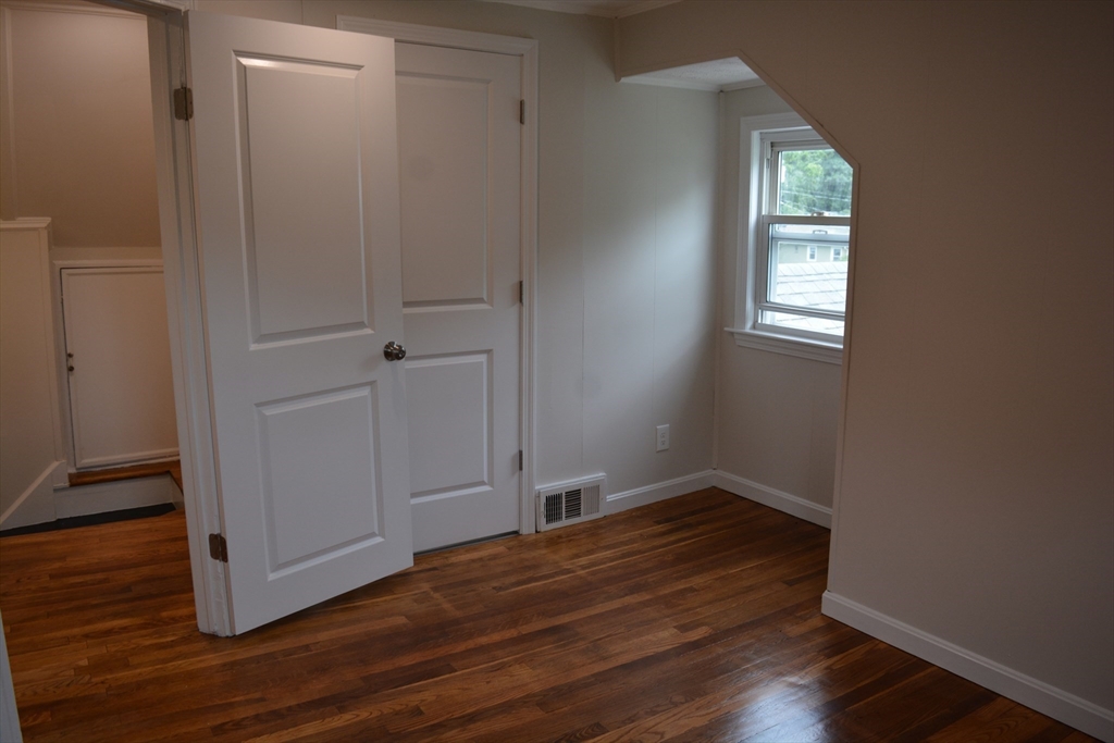 69 Lancaster Avenue West Springfield, MA 01089 - Photo 24 of 42