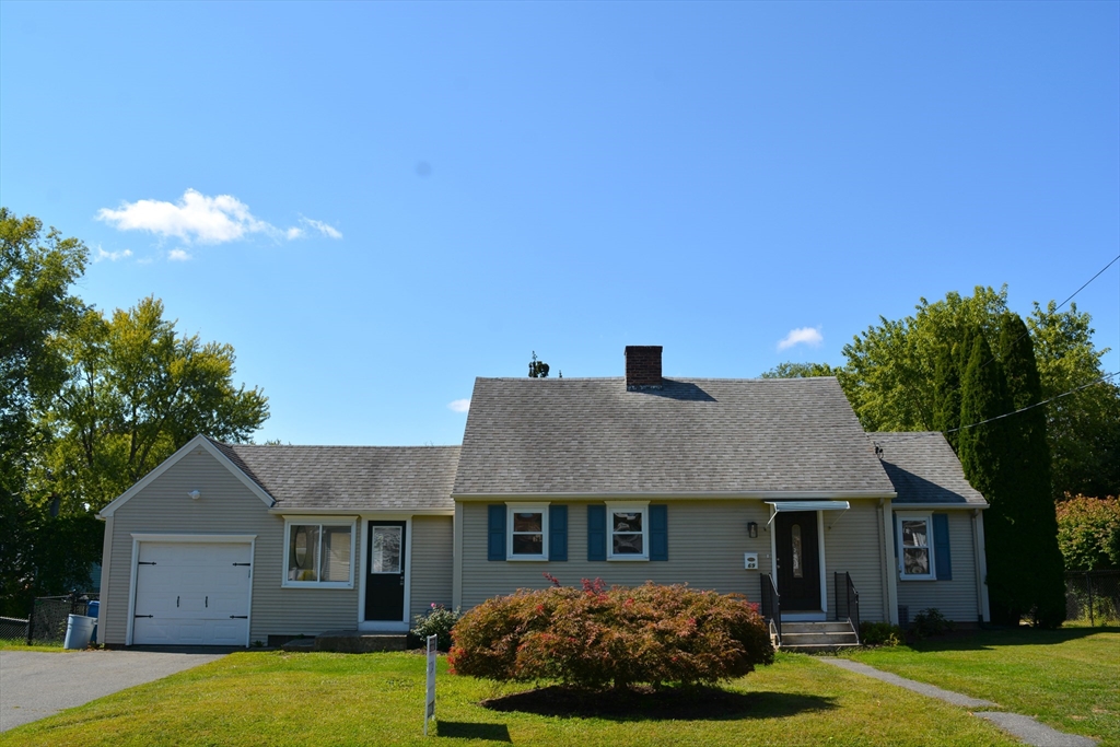 69 Lancaster Avenue West Springfield, MA 01089 - Photo 4 of 42