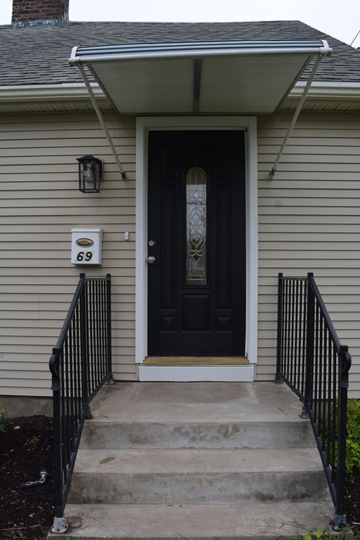 69 Lancaster Avenue West Springfield, MA 01089 - Photo 5 of 42