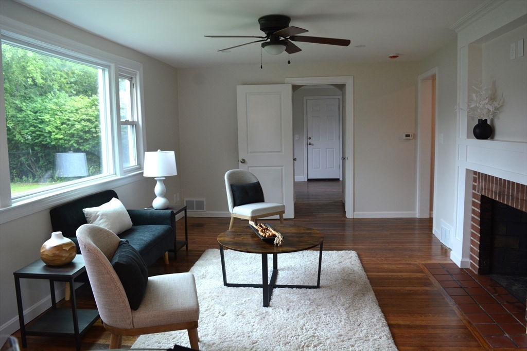 69 Lancaster Avenue West Springfield, MA 01089 - Photo 6 of 42