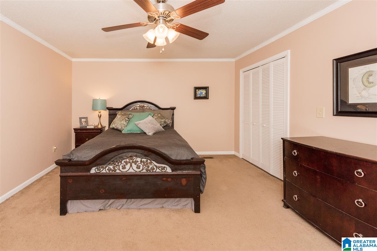 101 Hickory Street Alabaster, AL 35114 - Photo 16 of 35