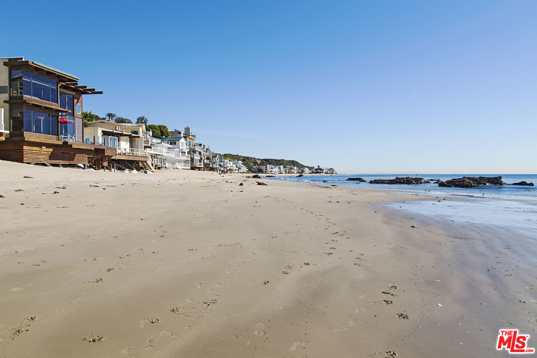 24958 Malibu Road Malibu, CA 90265 - Photo 26 of 50 a view of beach and ocean