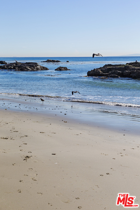 24958 Malibu Road Malibu, CA 90265 - Photo 27 of 50 a view of ocean view