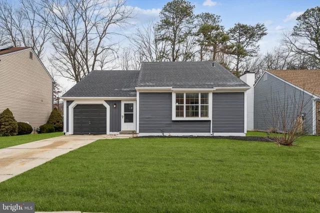 $2,400 | 31 Acorn Court, Sicklerville, NJ 08081