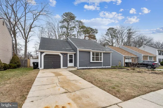 $2,400 | 31 Acorn Court, Sicklerville, NJ 08081