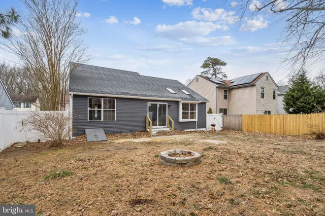 $2,400 | 31 Acorn Court, Sicklerville, NJ 08081