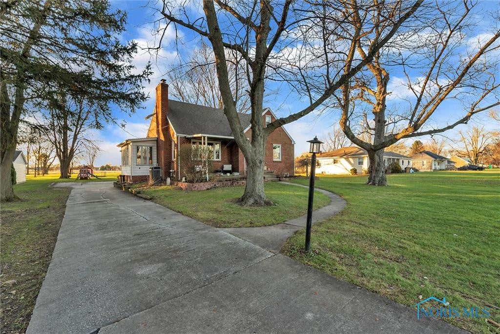 1340 South Lallendorf Road Oregon, OH 43616 - Photo 3 of 41 Gallery Image 3
