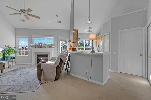 $2,550 | 21855 Locomotive Terrace, Unit 302, Sterling, VA 20166