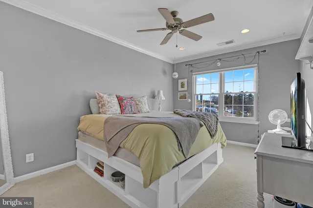 $2,550 | 21855 Locomotive Terrace, Unit 302, Sterling, VA 20166