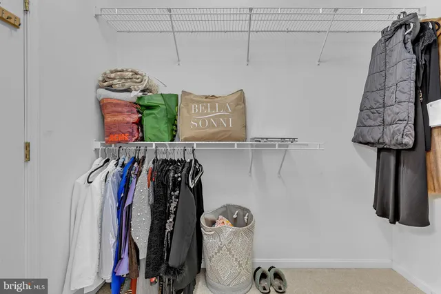 $2,550 | 21855 Locomotive Terrace, Unit 302, Sterling, VA 20166