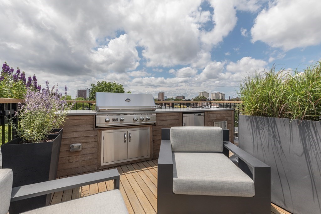 11 Rutland Square Boston, MA 02118 - Photo 5 of 11