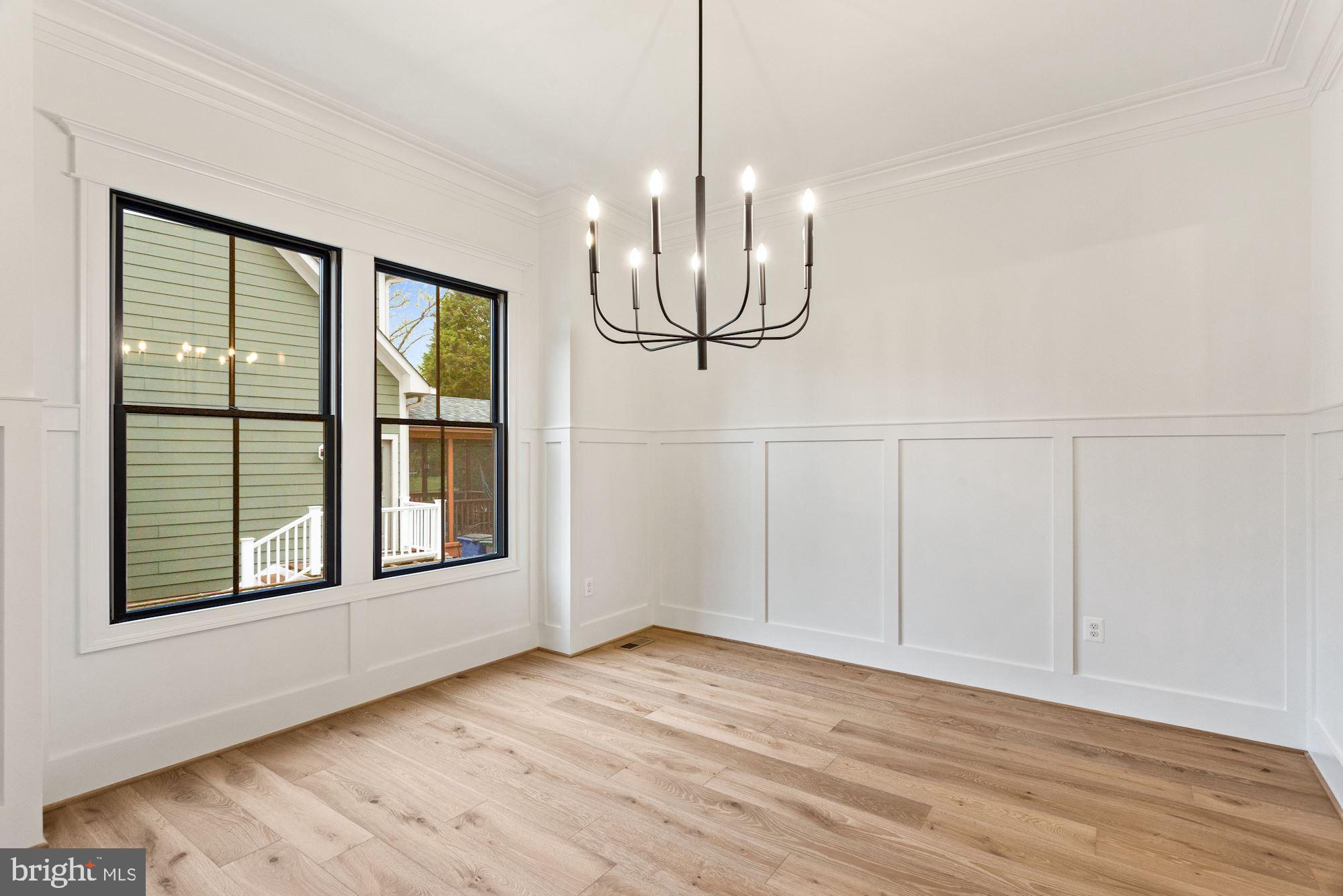 505 Ridge Road Southwest Vienna, VA 22180 - Photo 14 of 44