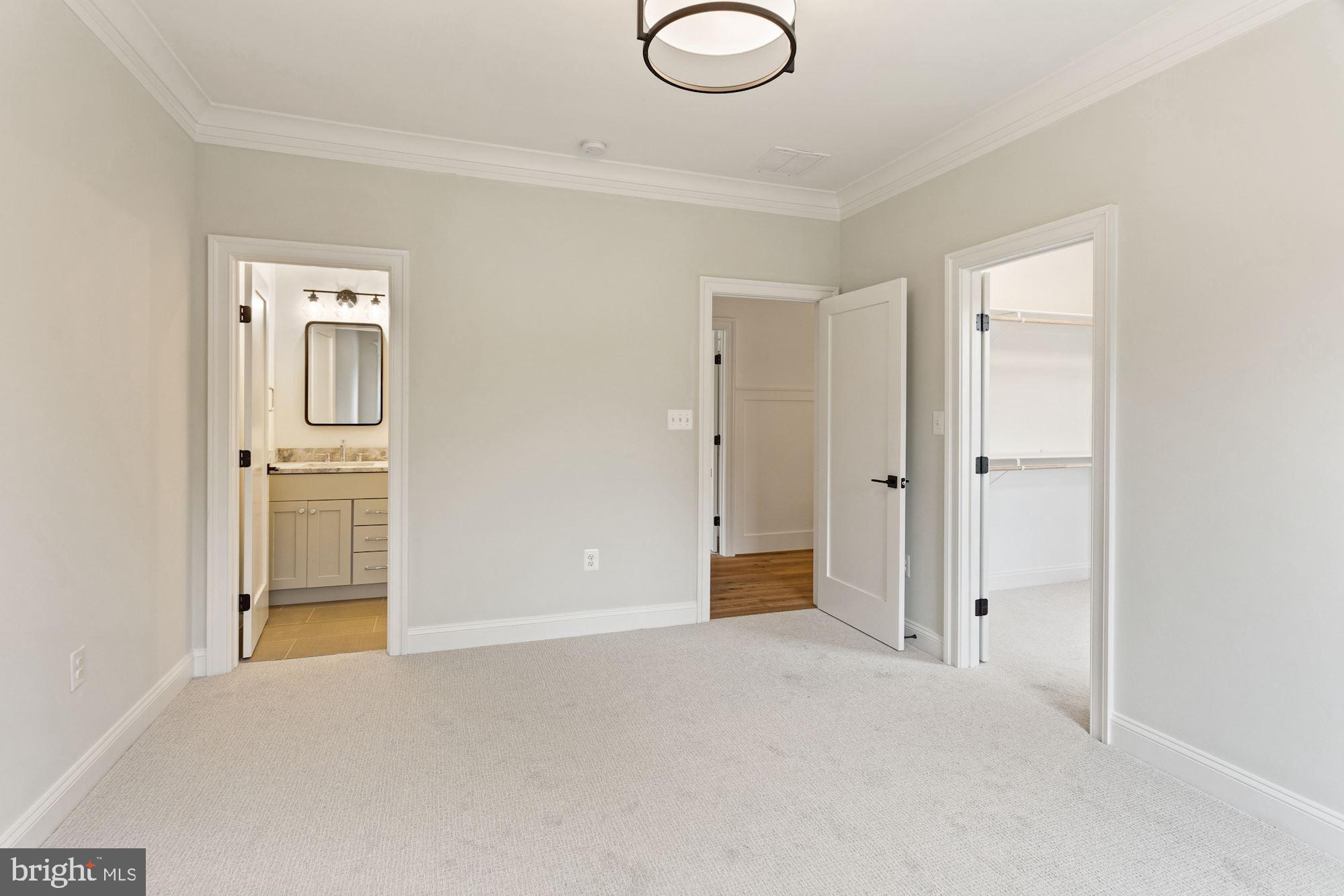 505 Ridge Road Southwest Vienna, VA 22180 - Photo 33 of 44