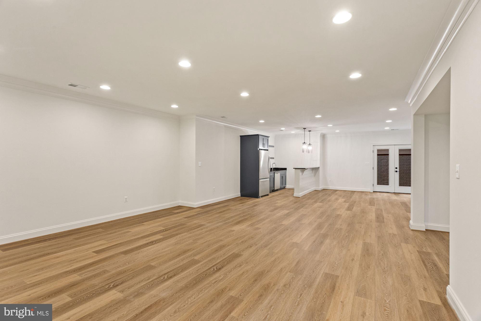 505 Ridge Road Southwest Vienna, VA 22180 - Photo 36 of 44