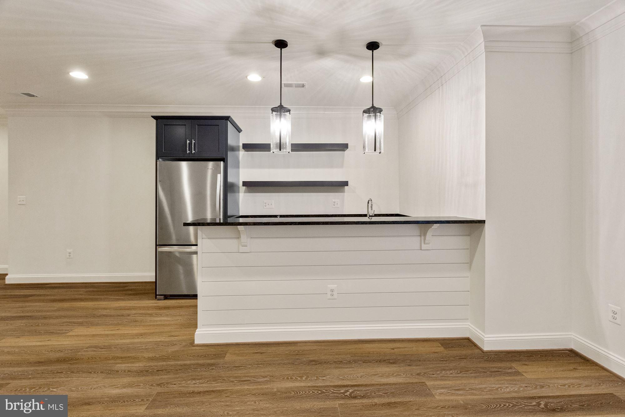 505 Ridge Road Southwest Vienna, VA 22180 - Photo 40 of 44