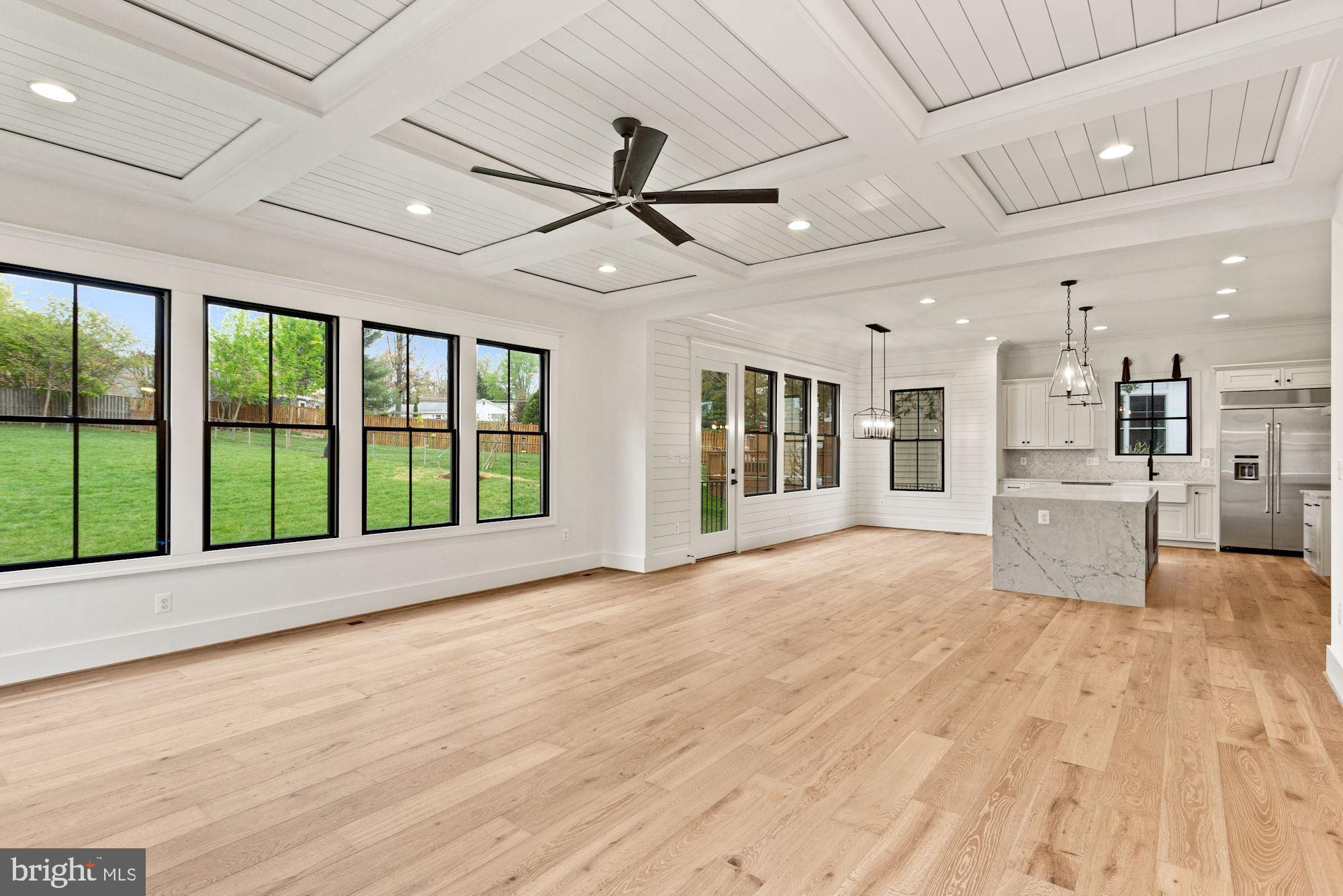 505 Ridge Road Southwest Vienna, VA 22180 - Photo 9 of 44