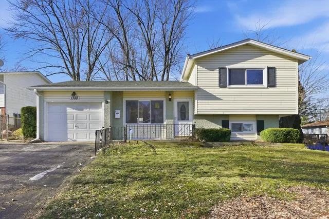$385,000 | 1388 Jill Court, Glendale Heights, IL 60139