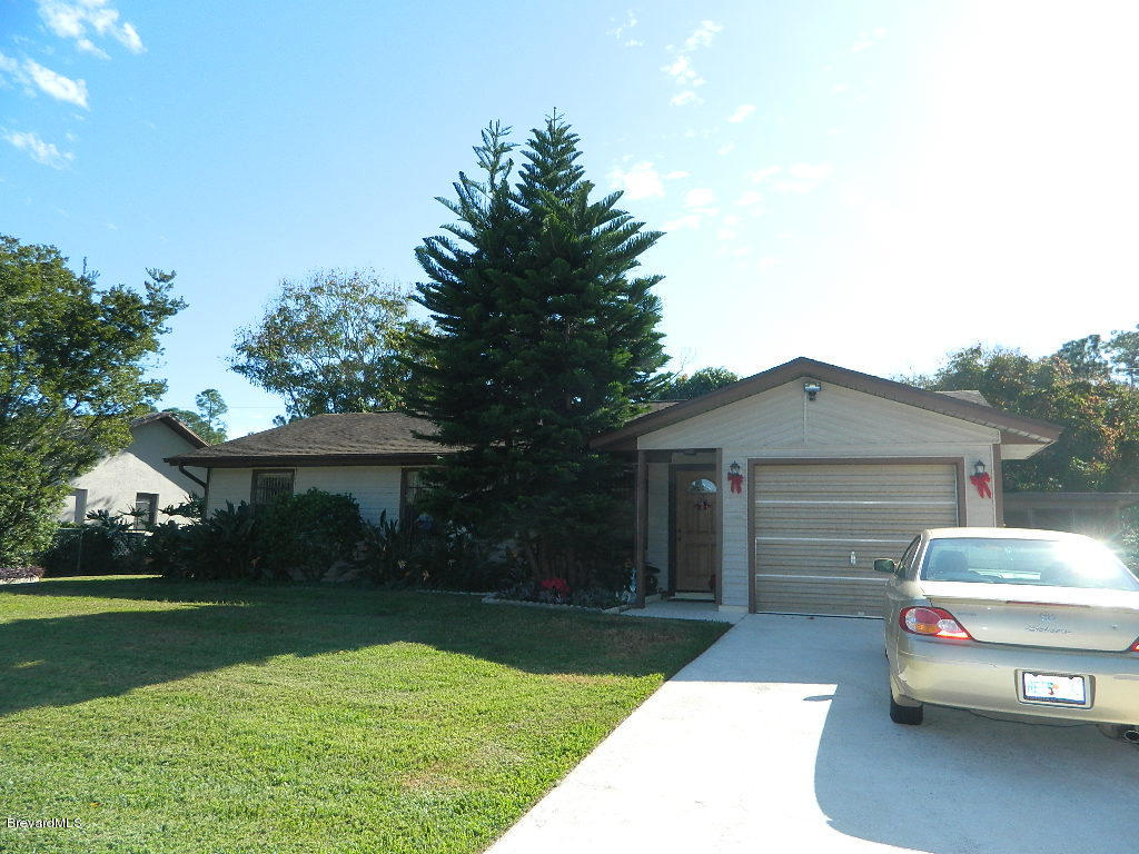 582 Rheine Road Northwest Palm Bay, FL 32907 - Photo 1 of 43 Rheine 039