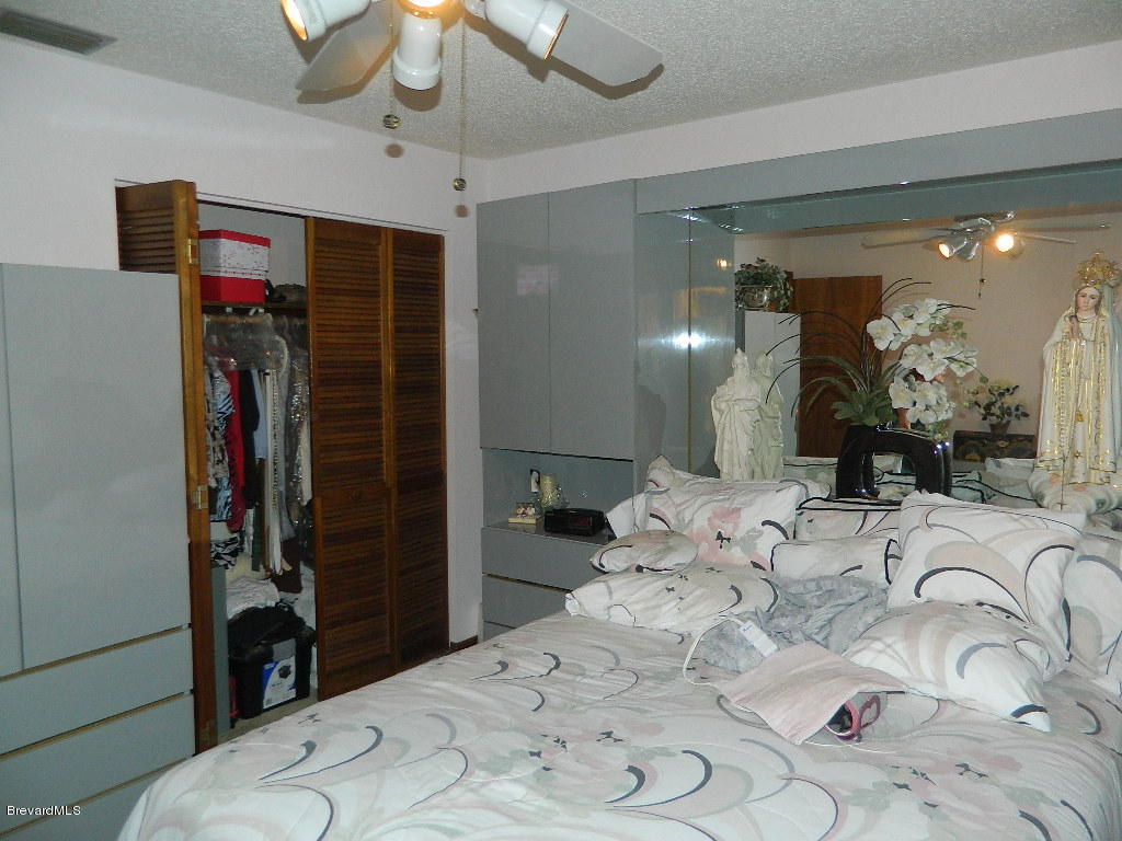 582 Rheine Road Northwest Palm Bay, FL 32907 - Photo 39 of 43 Rheine 038