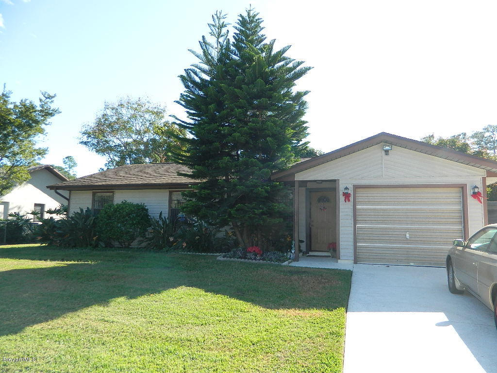 582 Rheine Road Northwest Palm Bay, FL 32907 - Photo 40 of 43 Rheine 040
