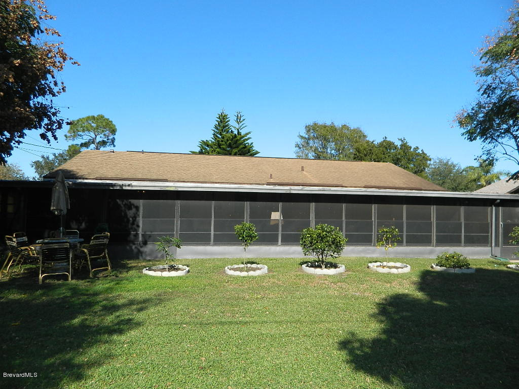 582 Rheine Road Northwest Palm Bay, FL 32907 - Photo 10 of 43 Rheine 009