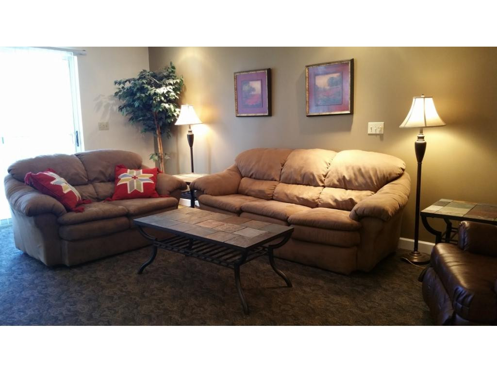 120 Raceday Centre, Unit 403 Bristol, TN 37620 - Photo 7 of 17 Different View of Living Space