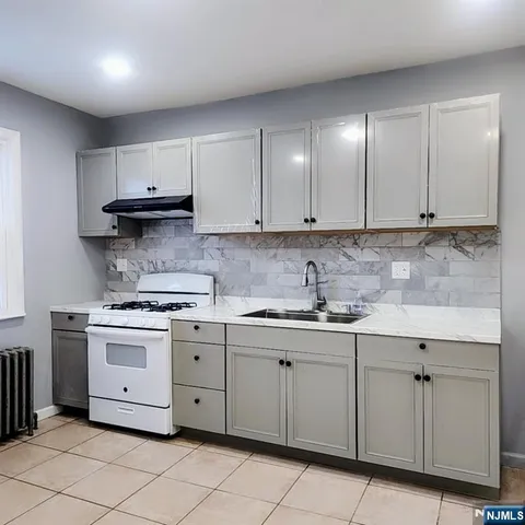 $3,000 | 62 Shadyside Avenue, Unit 1, Dumont, NJ 07628