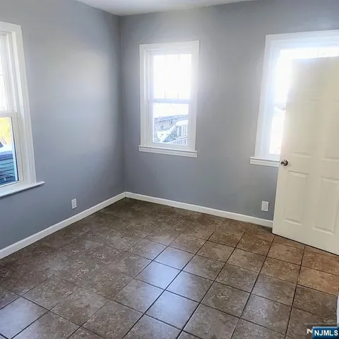 $3,000 | 62 Shadyside Avenue, Unit 1, Dumont, NJ 07628