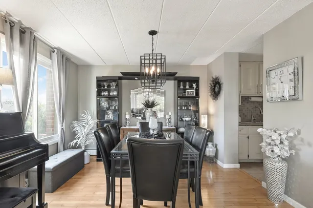 $245,500 | 18 East Old Willow Road, Unit 210N, Prospect Heights, IL 60070