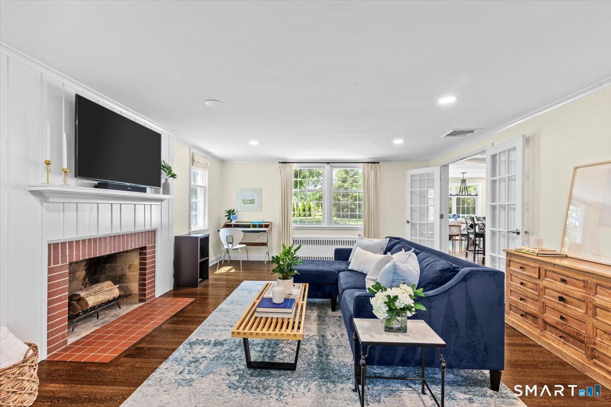 255 Mountain Road West Hartford, CT 06107 - Photo 5 of 38