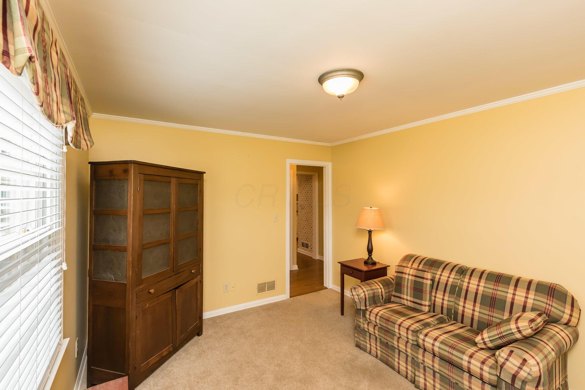 1795 Barrington Road Columbus, OH 43221 - Photo 21 of 34