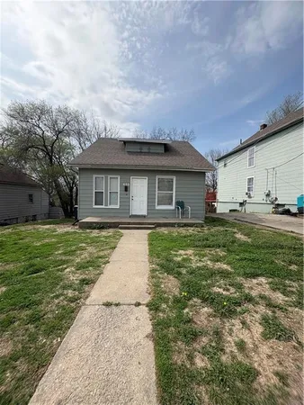 $145,000 | 452 Donnelly Avenue, Kansas City, MO 64125