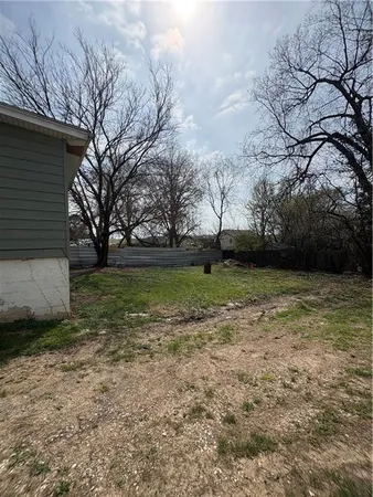 $145,000 | 452 Donnelly Avenue, Kansas City, MO 64125