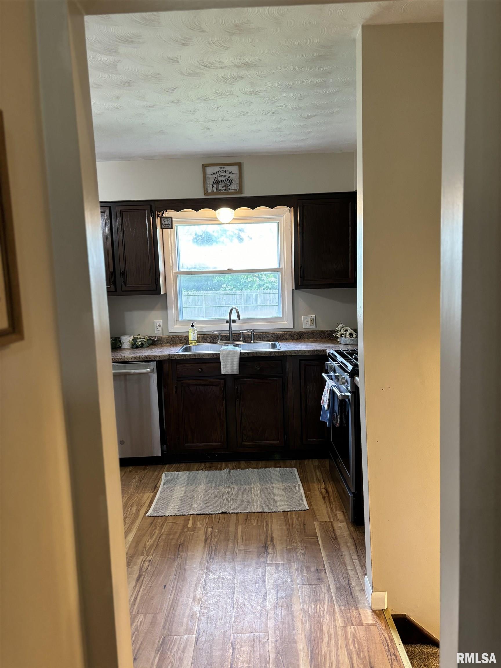 810 West Progress Street Metamora, IL 61548 - Photo 11 of 35 Gallery Image 11