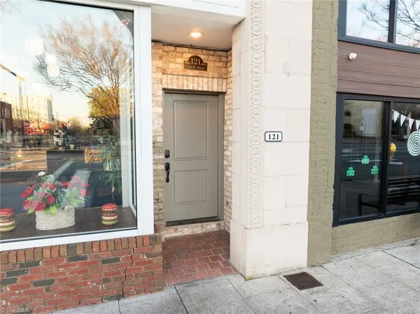 $475,000 | 121 North Main Street, Lexington, NC 27292