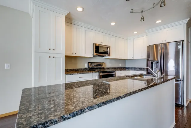 $489,900 | 743 Memorial Drive, Unit E, Manitowoc, WI 54220