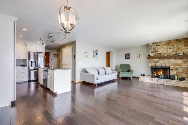 $489,900 | 743 Memorial Drive, Unit E, Manitowoc, WI 54220