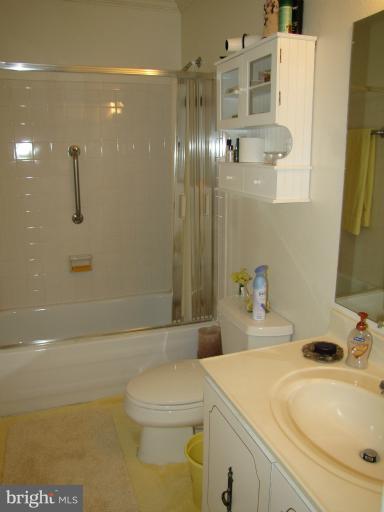 3308 Solomons Court, Unit 99B Silver Spring, MD 20906 - Photo 4 of 16 Bath