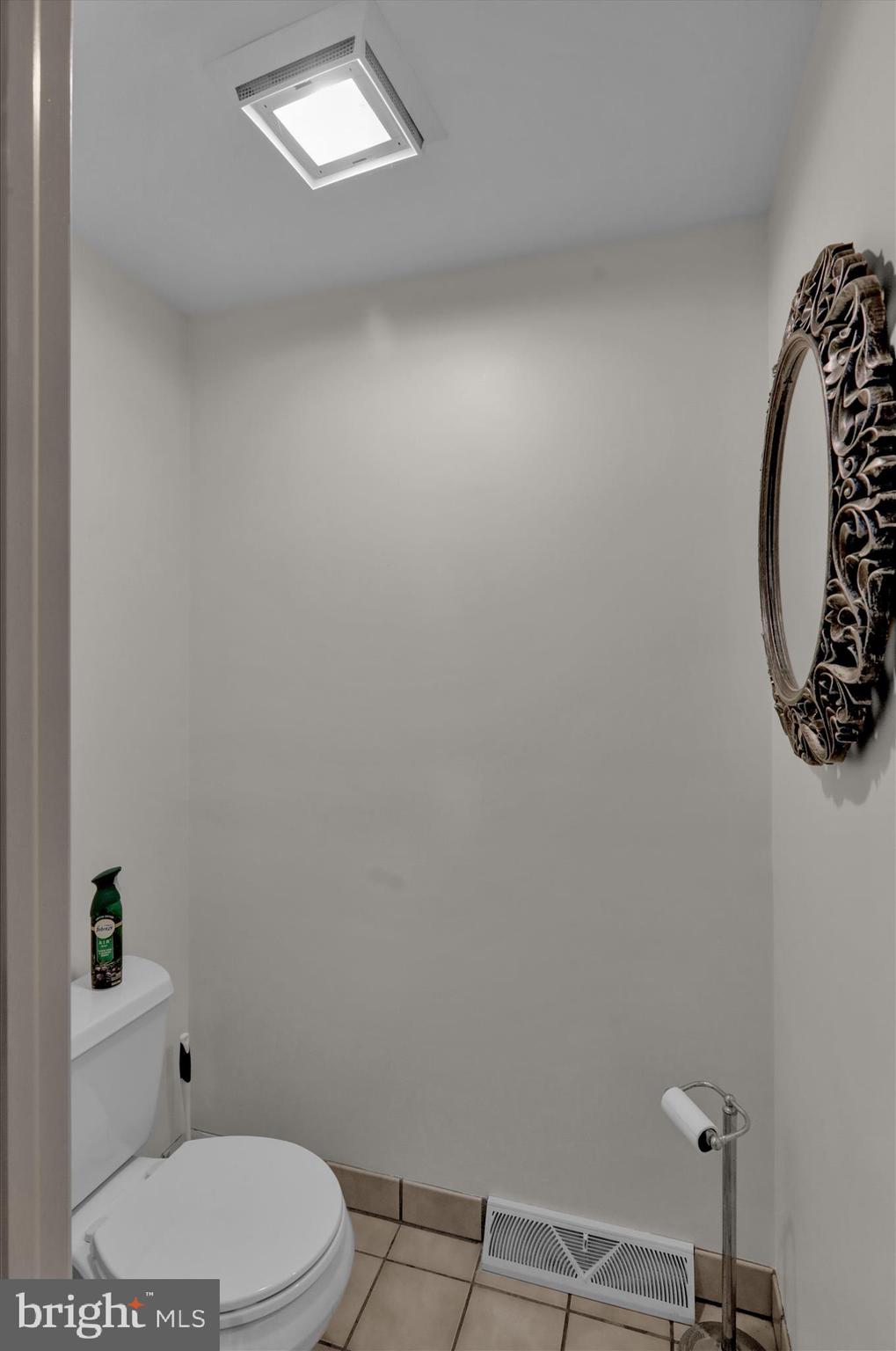 3101 Elm Road Reading, PA 19605 - Photo 24 of 53 2nd powder room off of the laundry room