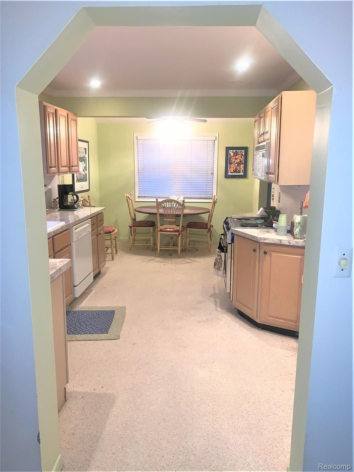 6218 Inkster Road Dearborn Heights, MI 48127 - Photo 25 of 52 IMG_5174.JPG