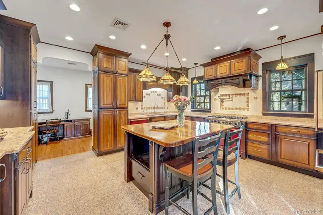 $1,650,000 | 45 Wilmot Road, New Rochelle, NY 10804