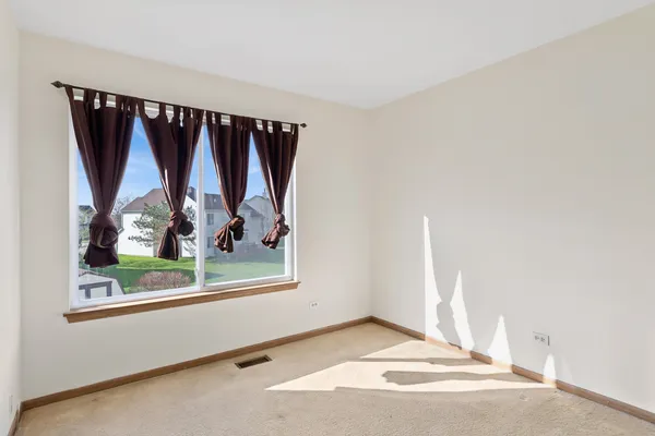 $428,900 | 728 Wildflower Circle, Naperville, IL 60540