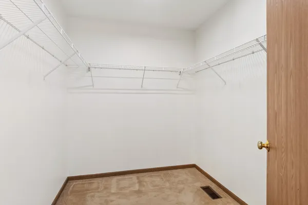 $428,900 | 728 Wildflower Circle, Naperville, IL 60540